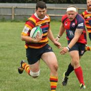 Bicester’s Dave Hampton charges towards the try line during his side’s 29-15 victory over Thatcham     Picture: Lisa Horwood