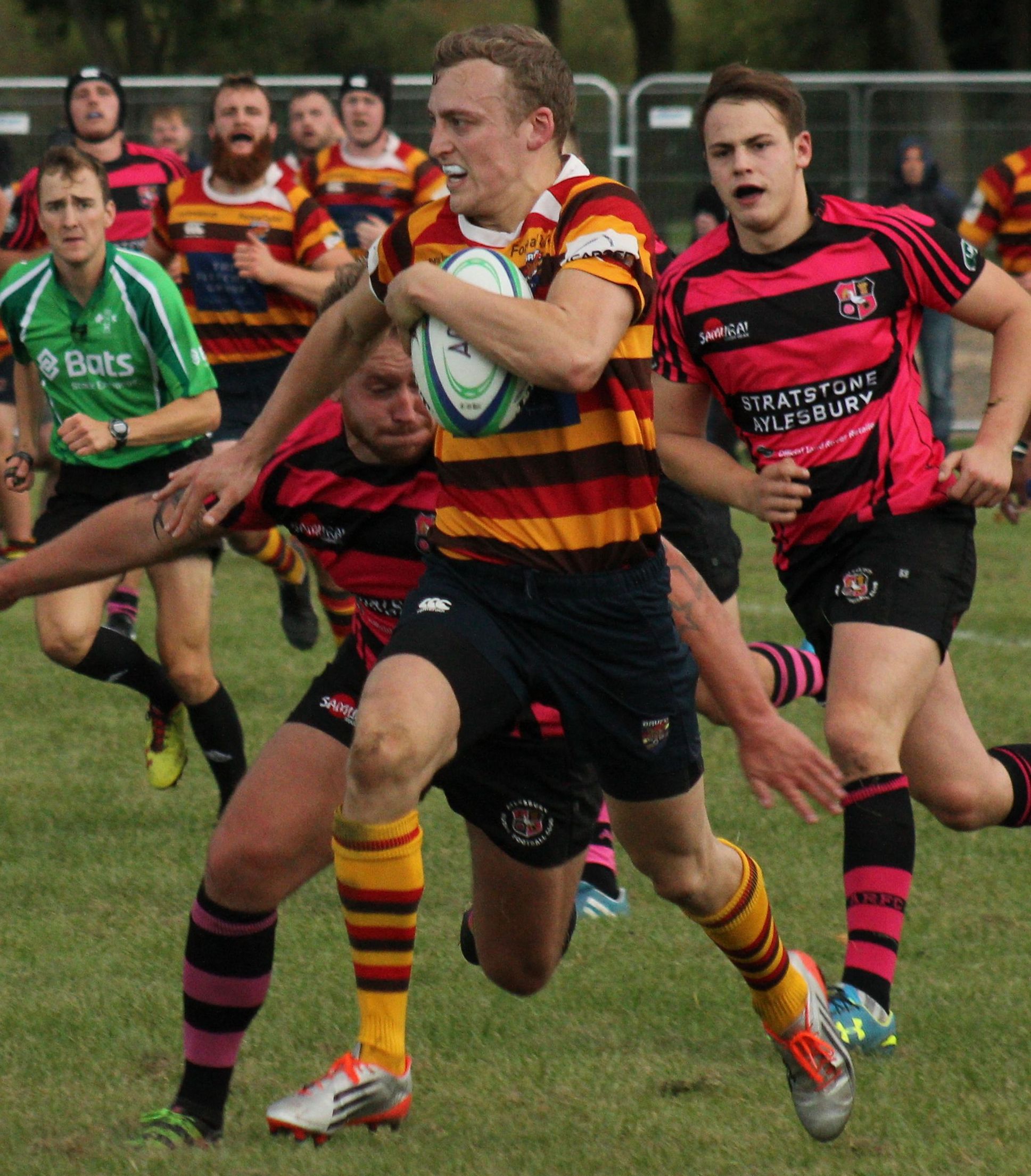 RUGBY UNION: Peter Tarrega in top form as Bicester beat Aylesbury - Bicester Advertiser