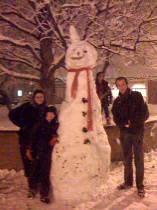 A snowman made by residents of Moody Road, Oxford