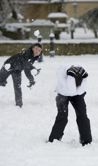 Snowball fight in Witney
Pic: Mark Hemsworth