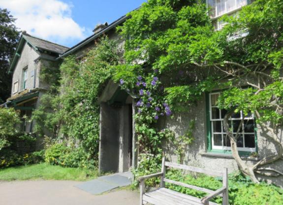 Bicester Advertiser: Hill Top House. Credit: Tripadvisor Bicester Advertiser: Hill Top House. Credit: Tripadvisor